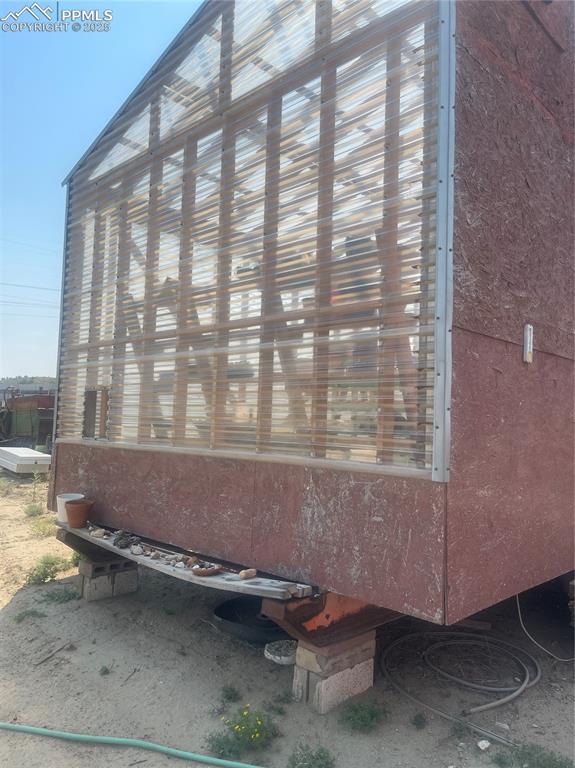 4407 Salt Cedar Road Fountain, CO 80817 - Photo 6 of 25 a room with a couch