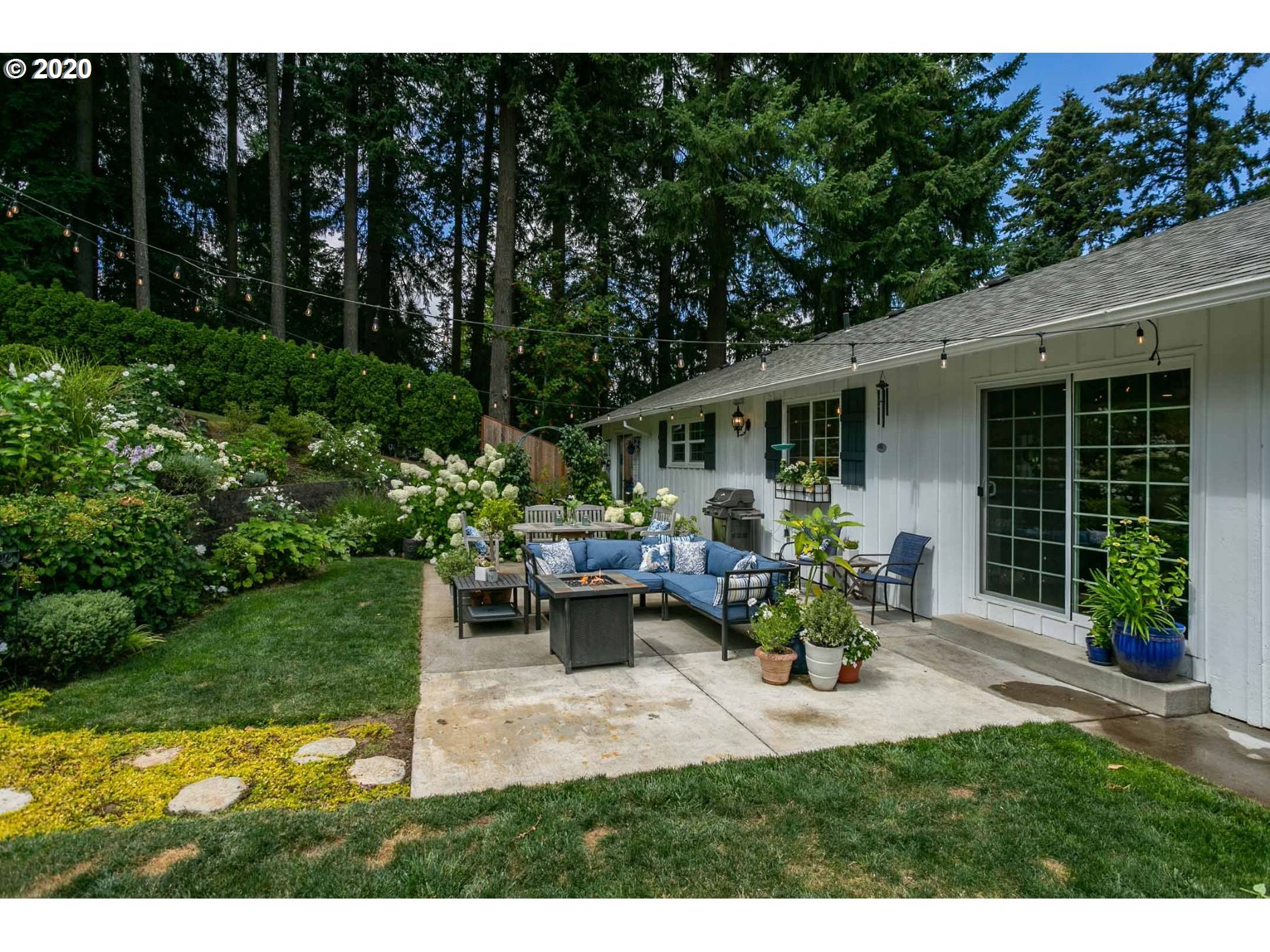 2550 Greentree Road Lake Oswego, OR 97034 - Photo 18 of 28 Gallery Image 18