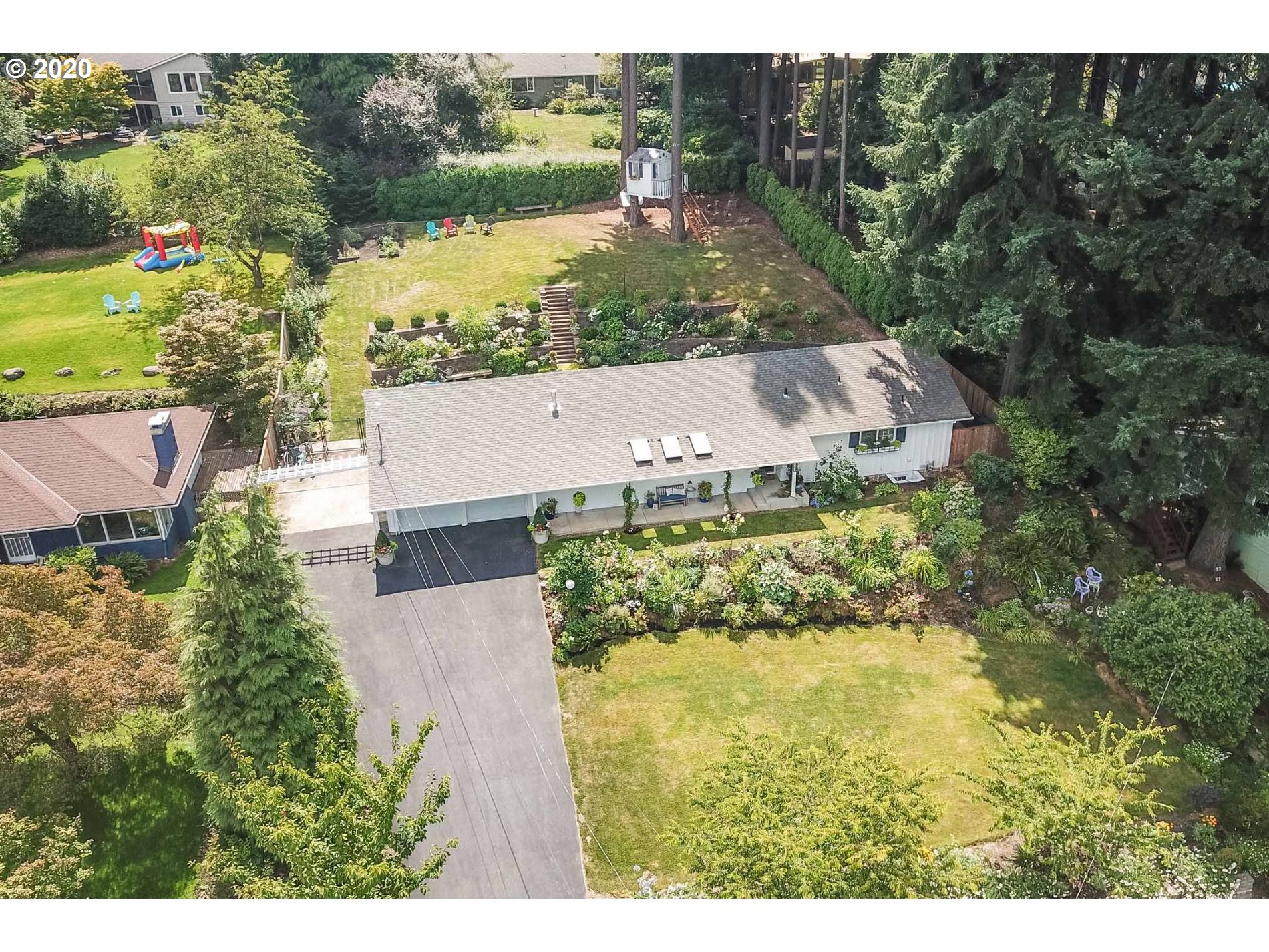 2550 Greentree Road Lake Oswego, OR 97034 - Photo 23 of 28 Gallery Image 23