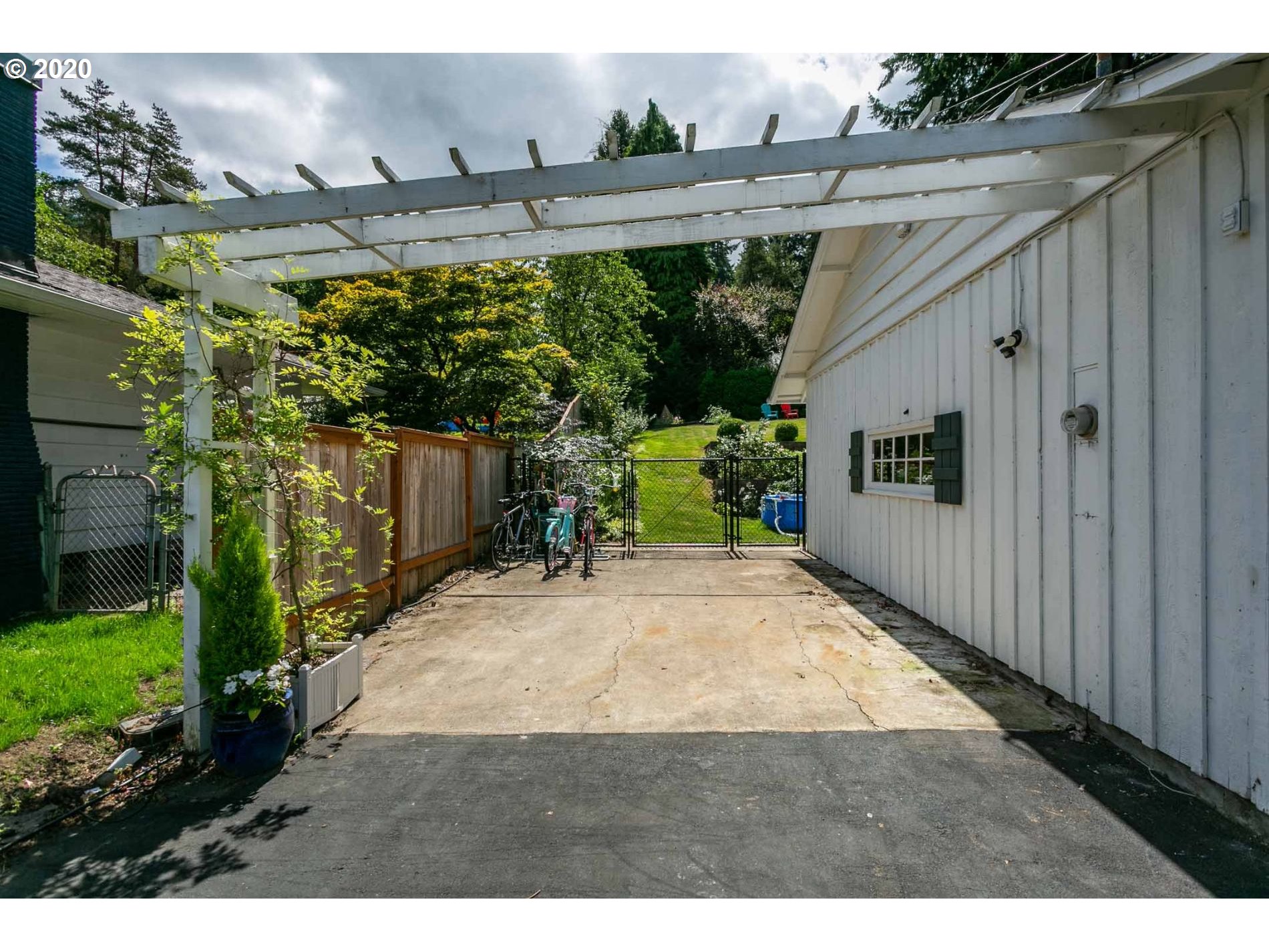 2550 Greentree Road Lake Oswego, OR 97034 - Photo 27 of 28 Gallery Image 27