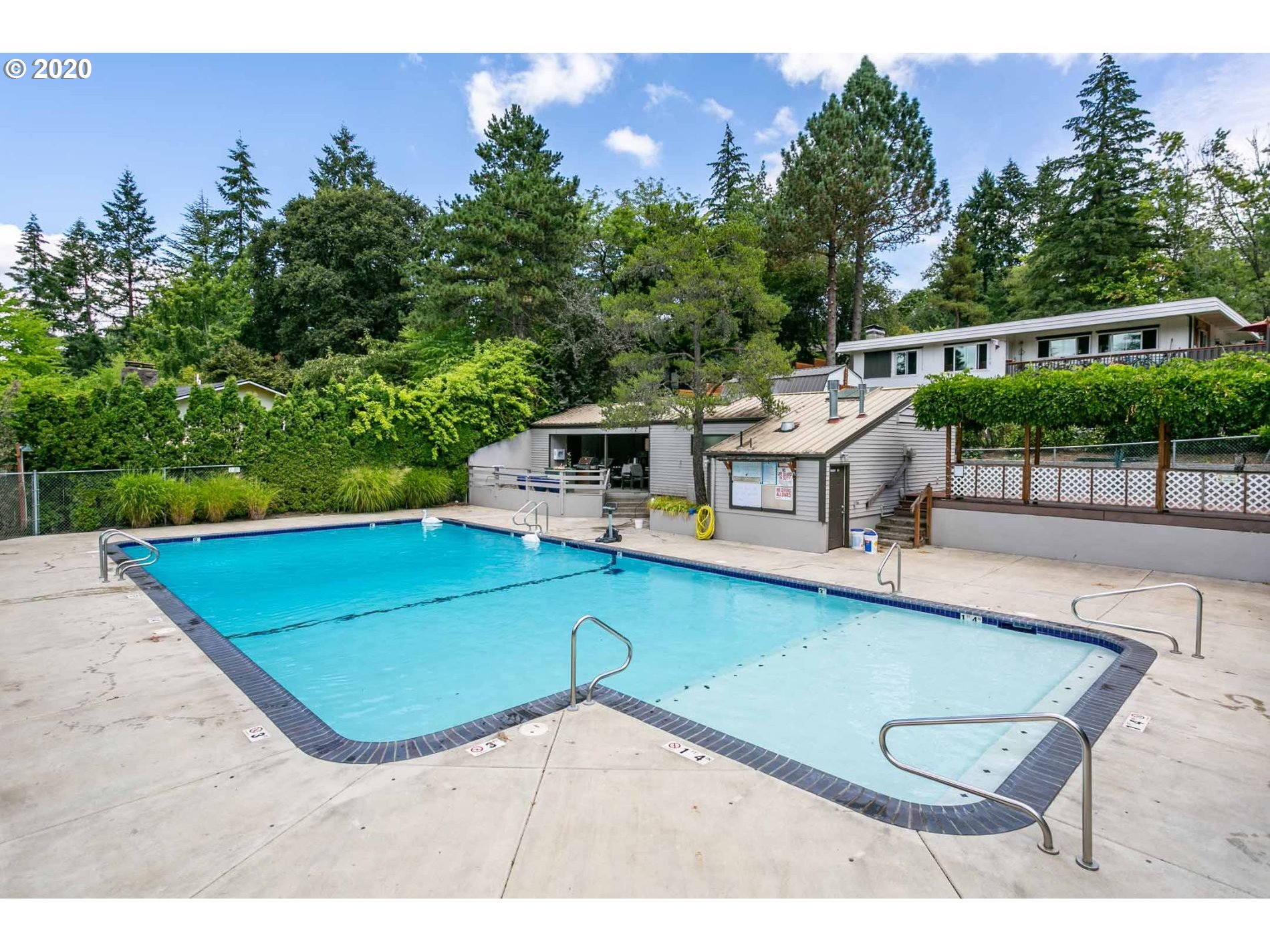 2550 Greentree Road Lake Oswego, OR 97034 - Photo 28 of 28 Gallery Image 28