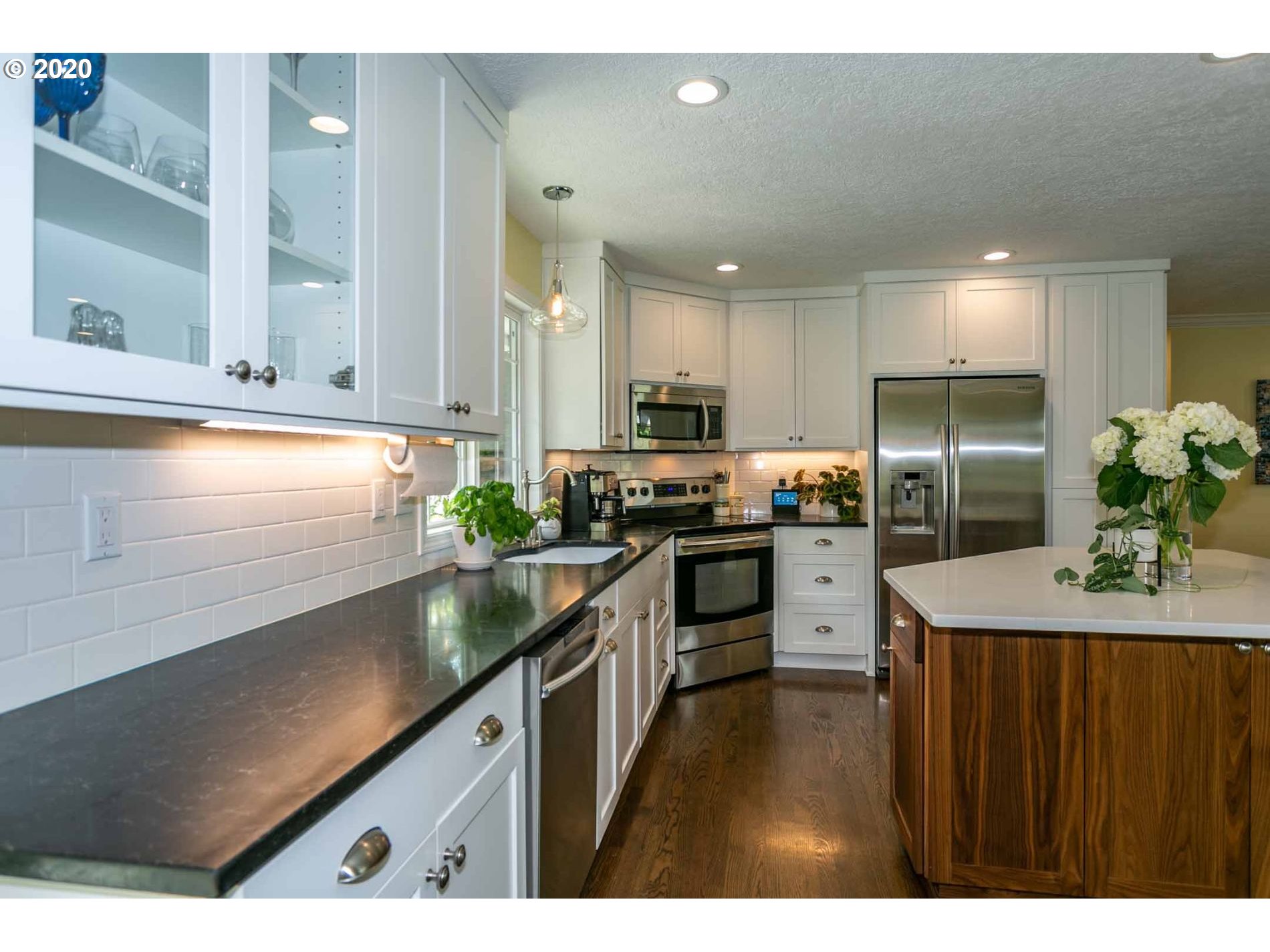 2550 Greentree Road Lake Oswego, OR 97034 - Photo 5 of 28 Gallery Image 5