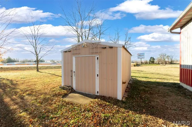 $585,000 | 1512 Old St Marys Road, Perryville, MO 63775