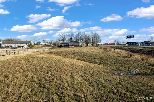 $585,000 | 1512 Old St Marys Road, Perryville, MO 63775