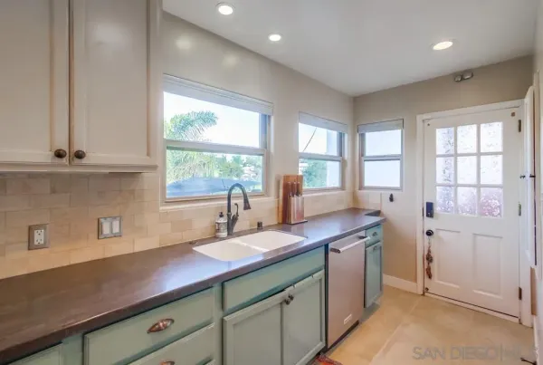 $3,750 | 5438 Gilbert Drive, Unit A, San Diego, CA 92115