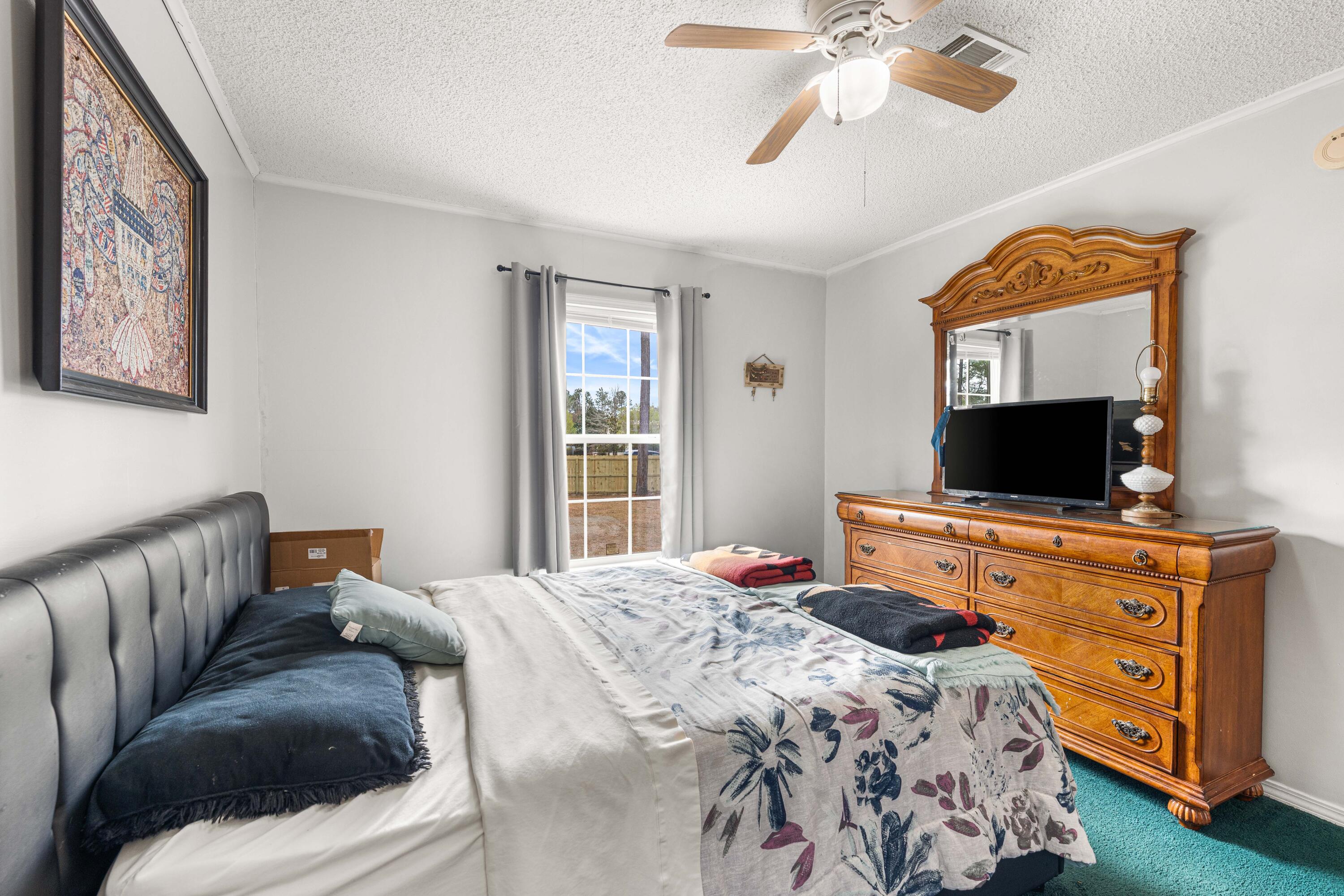 60 Magnolia Court Freeport, FL 32439 - Photo 15 of 29 60 Magnolia-24