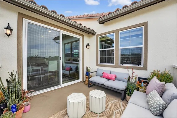 $1,049,000 | 415 Besalu Terrace, Mission Viejo, CA 92692