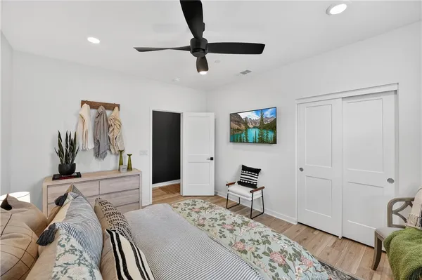 $1,049,000 | 415 Besalu Terrace, Mission Viejo, CA 92692