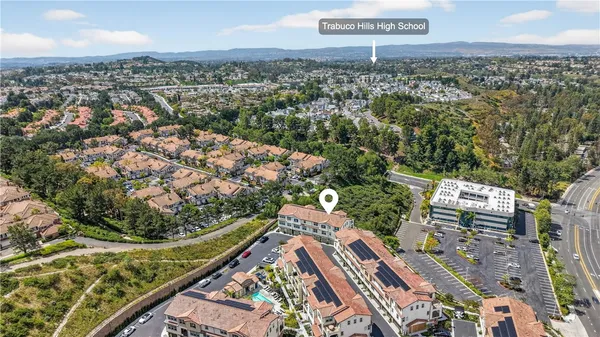 $1,049,000 | 415 Besalu Terrace, Mission Viejo, CA 92692