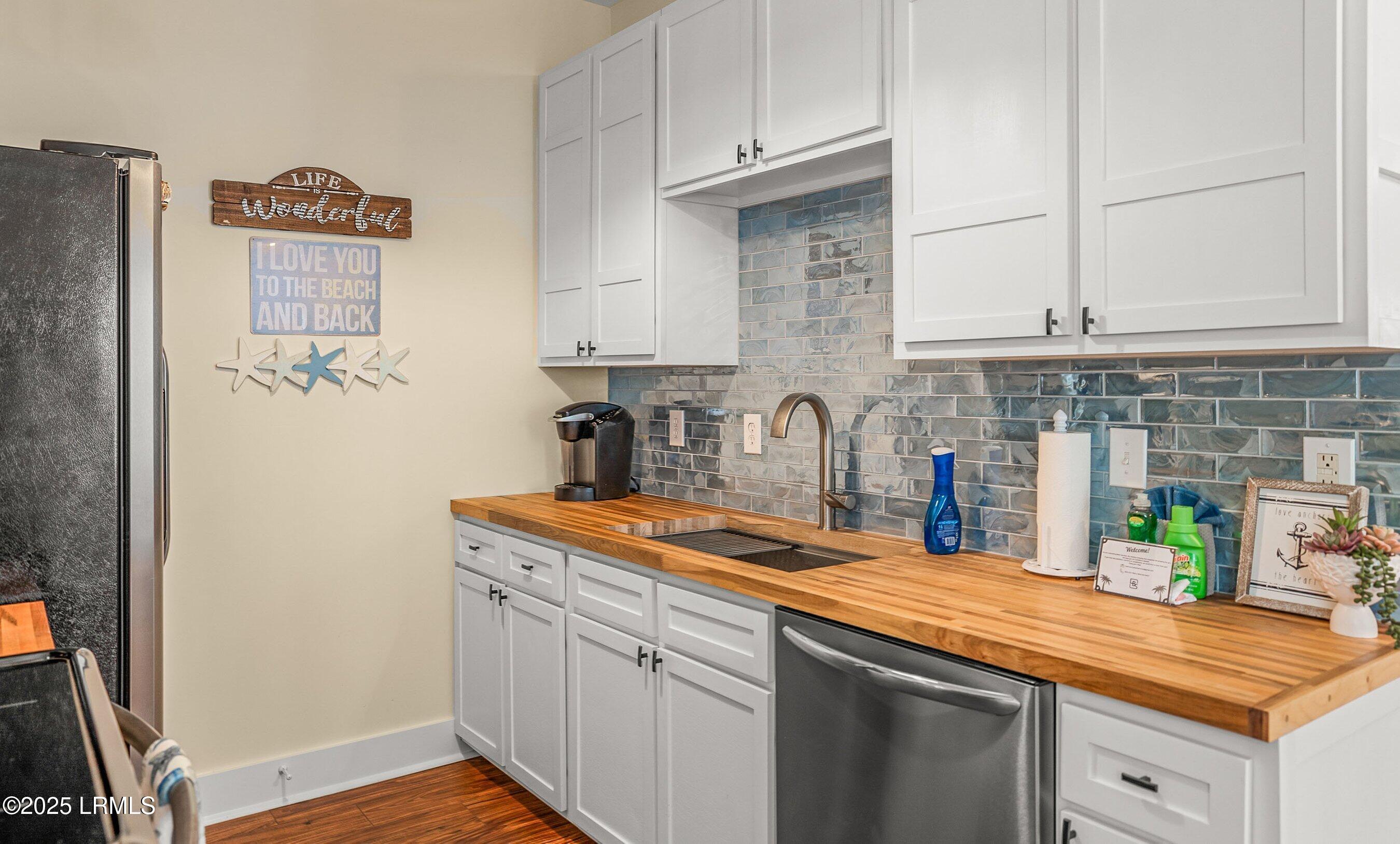 1522 Old Shell Road Port Royal, SC 29935 - Photo 9 of 25 DSC08427-47-1.jpg-SMALL