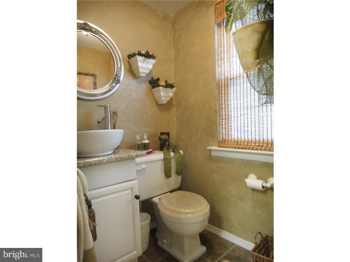 226 Greendale Road Philadelphia, PA 19154 - Photo 15 of 21 Gallery Image 15
