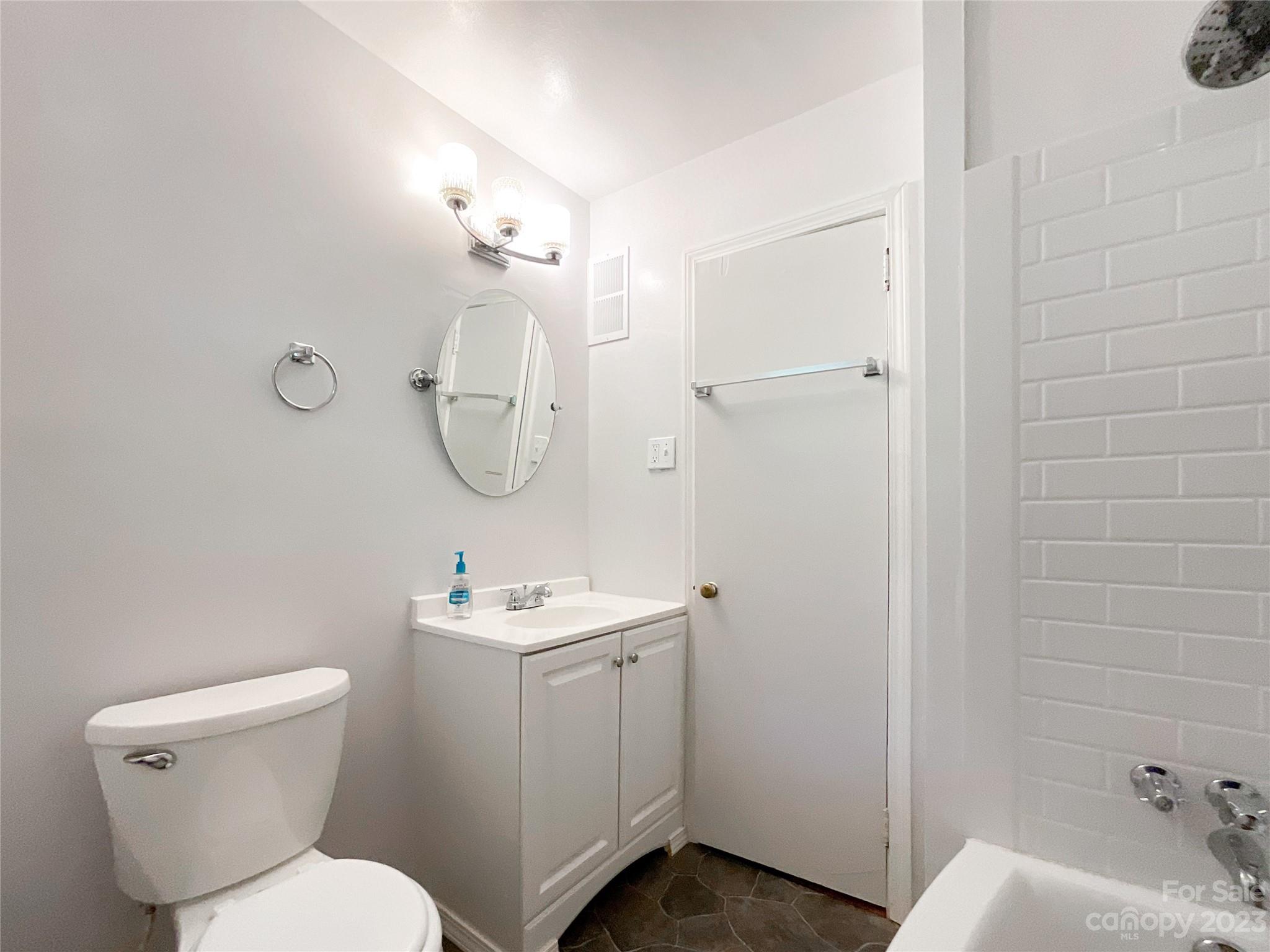 2701 Royston Road Charlotte, NC 28208 - Photo 11 of 11 Gallery Image 11