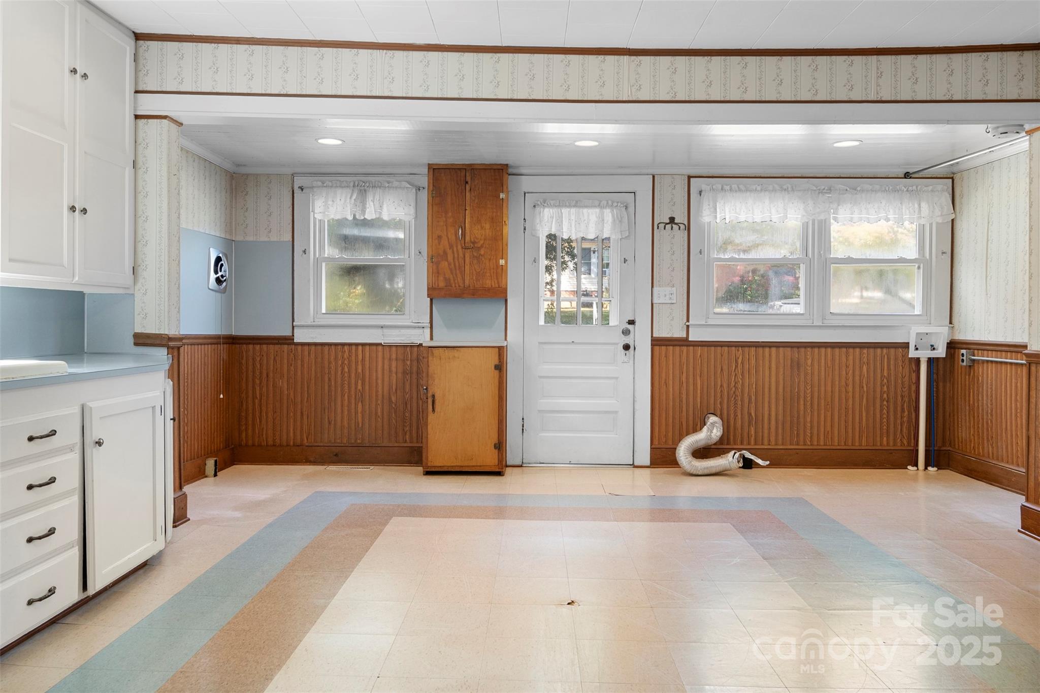 4601 Mooresville Road Kannapolis, NC 28081 - Photo 12 of 33 a view of a room with cabinet