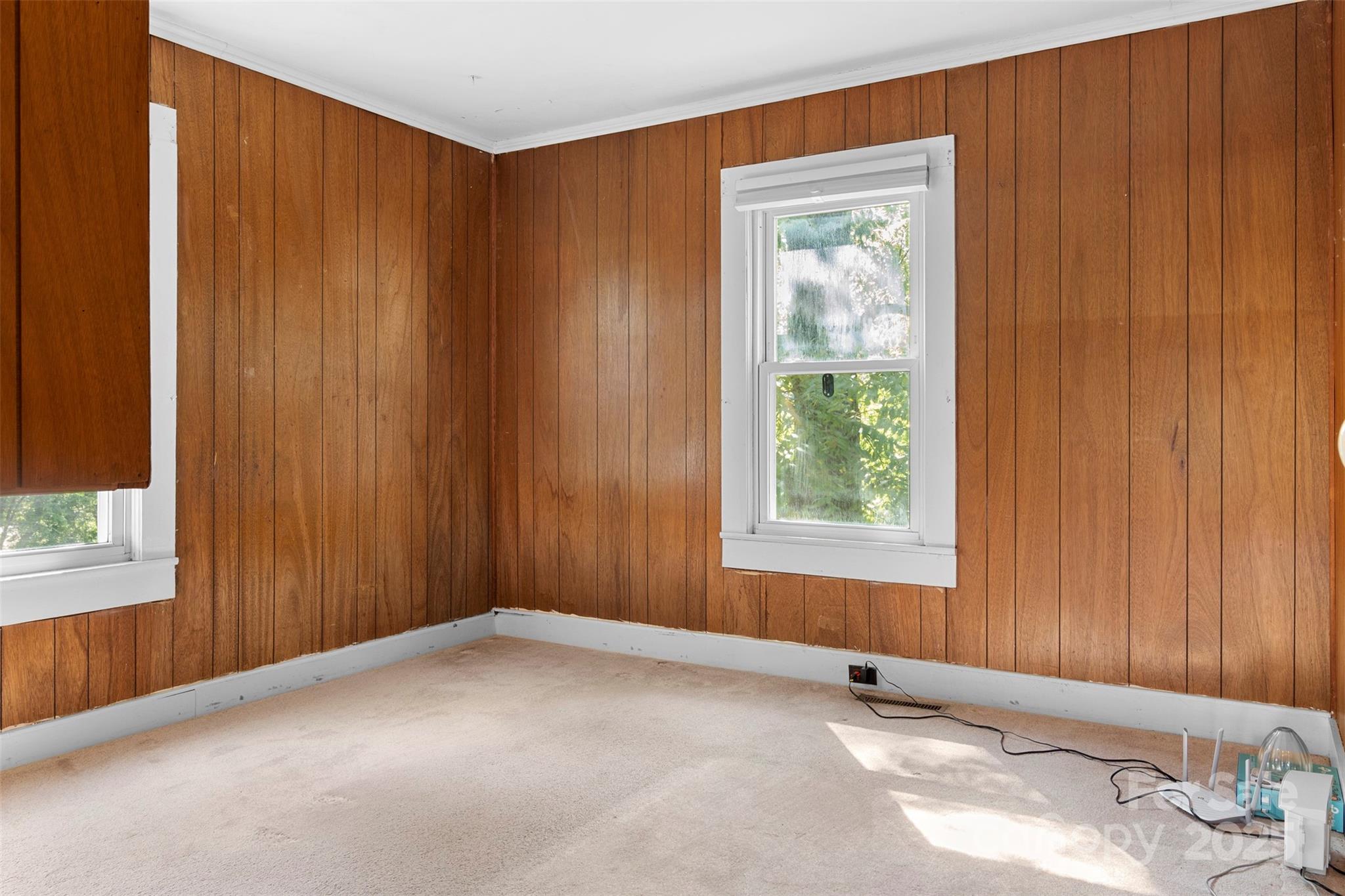 4601 Mooresville Road Kannapolis, NC 28081 - Photo 13 of 33 an empty room with windows