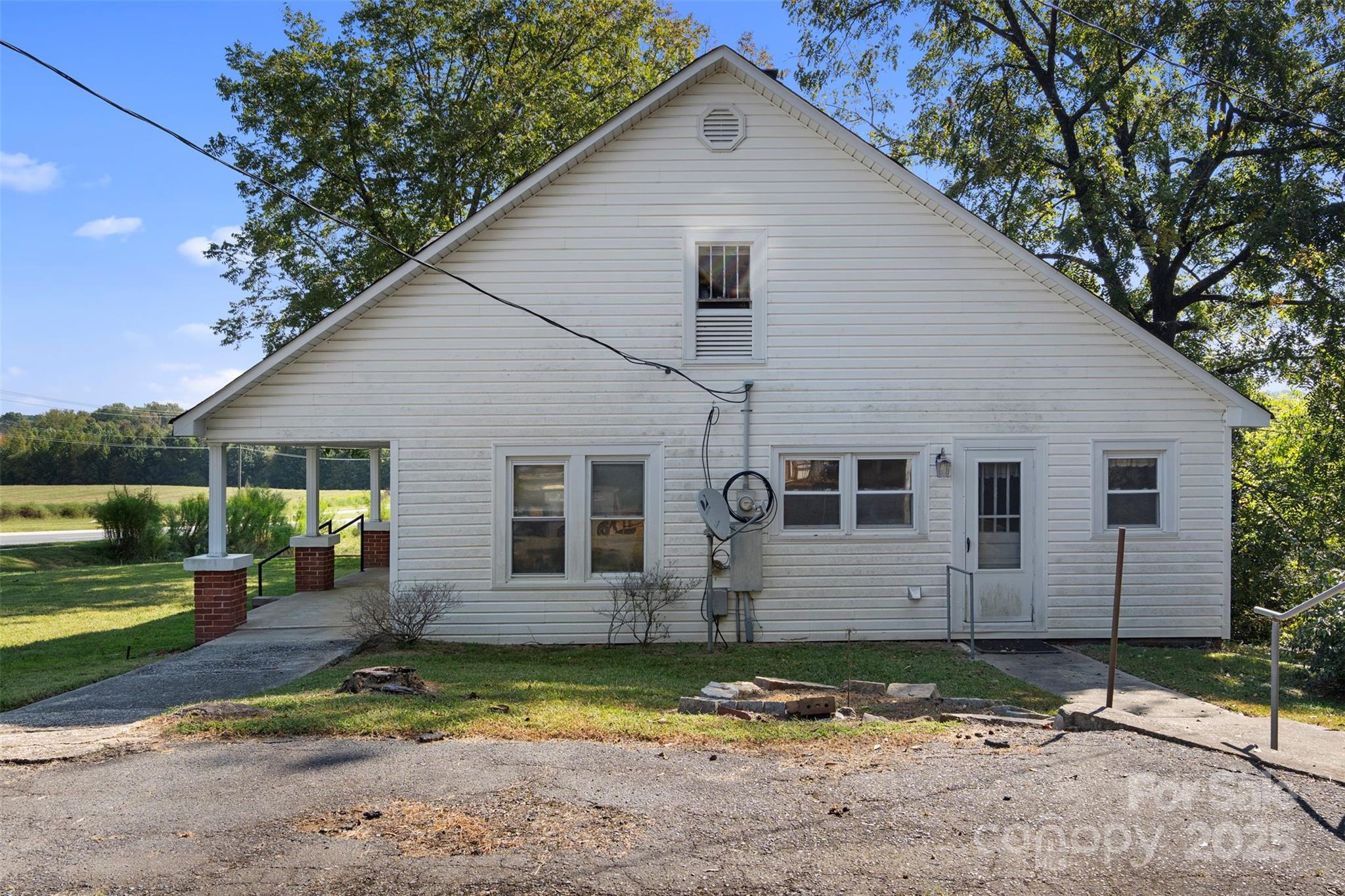 4601 Mooresville Road Kannapolis, NC 28081 - Photo 23 of 33 a view of back yard of the house