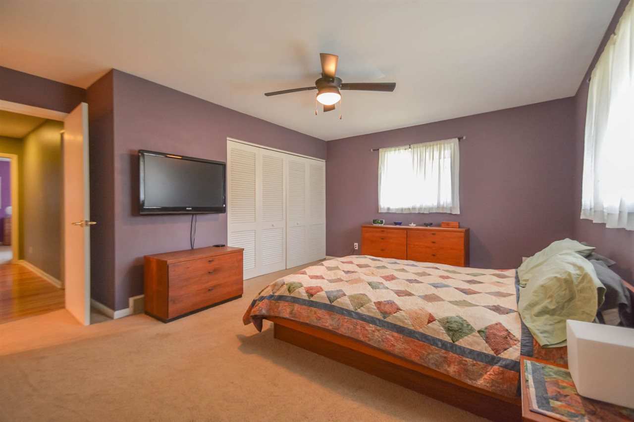 4665 East Inverness Woods Road Bloomington, IN 47401 - Photo 11 of 30