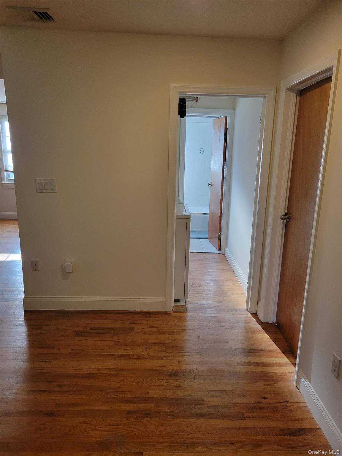 349 County Center Road, Unit TOP White Plains, NY 10603 - Photo 10 of 10