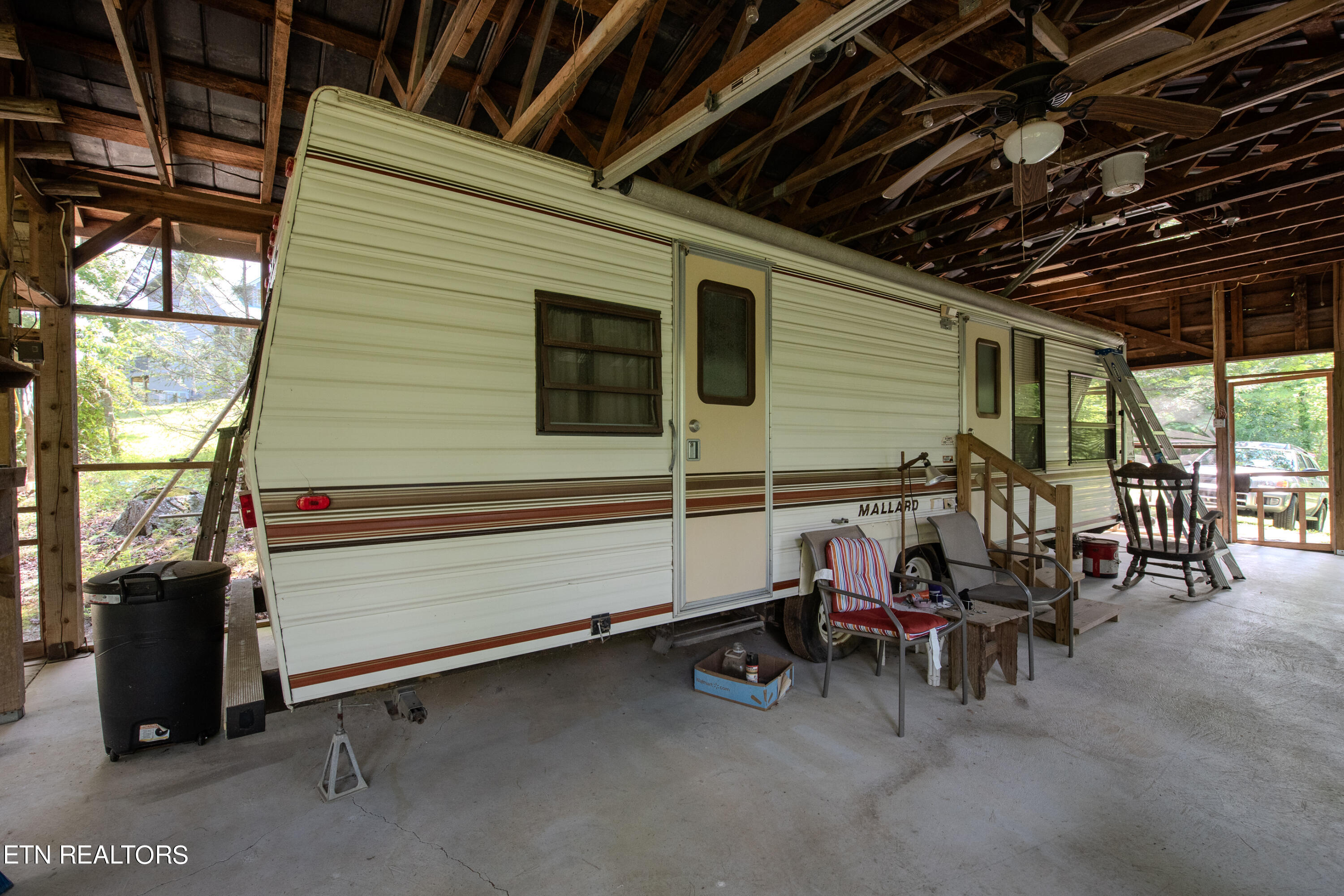 219 Tom Henry Road Townsend, TN 37882 - Photo 8 of 9 IMG_0083