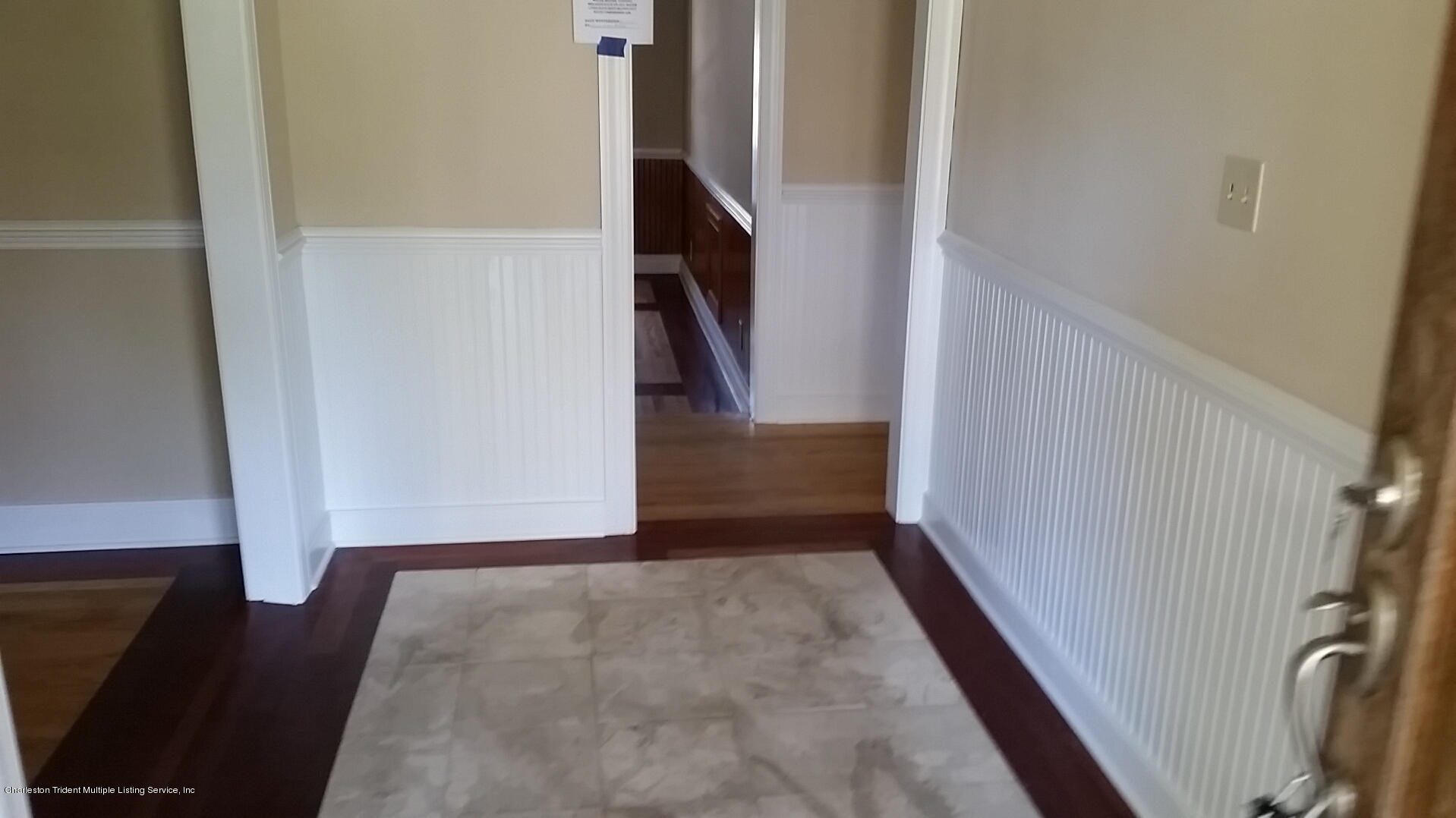 1564 Longview Road Mount Pleasant, SC 29464 - Photo 4 of 22 Foyer