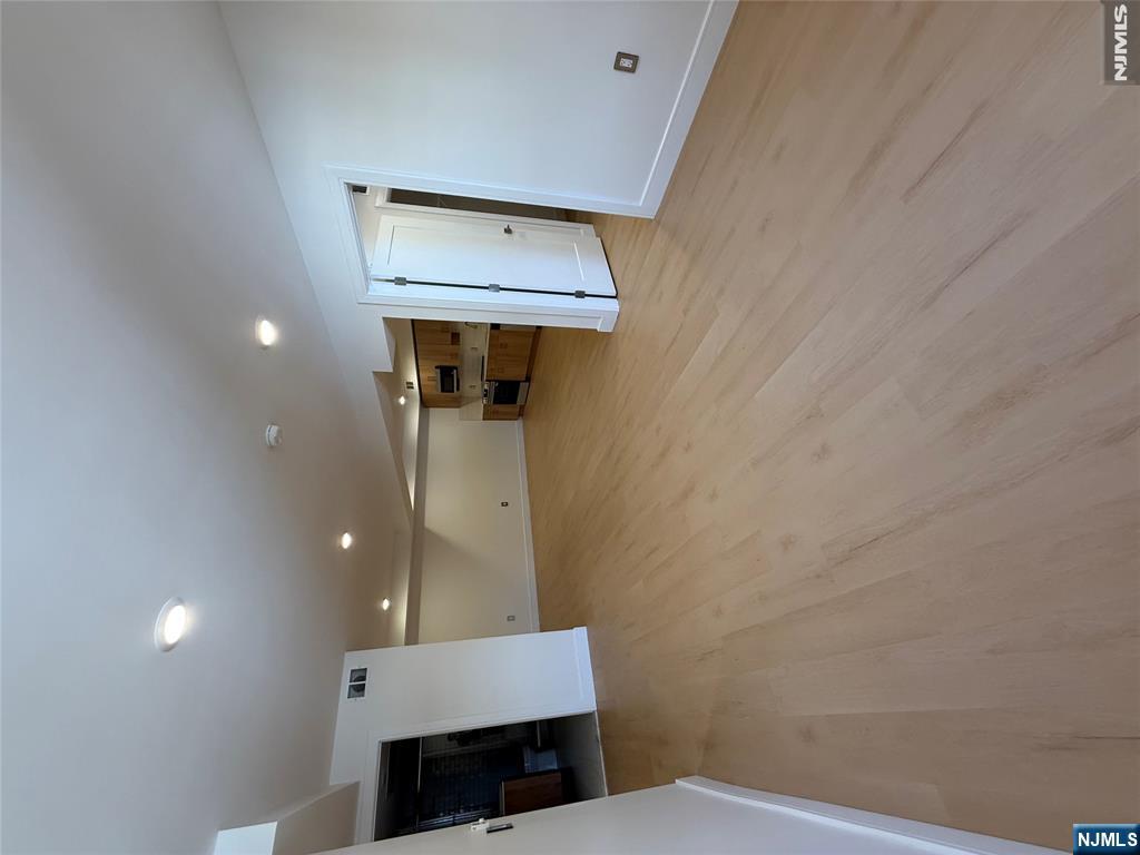 627 Valley Road, Unit D Montclair, NJ 07043 - Photo 12 of 25 Gallery Image 12