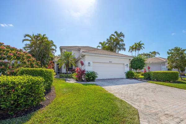 $799,000 | 8544 Peppertree Way, Naples, FL 34114
