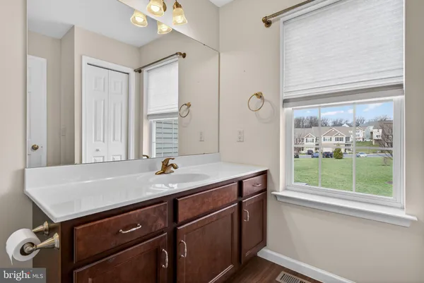 $374,990 | 1772 Fairbank Lane, Mechanicsburg, PA 17055