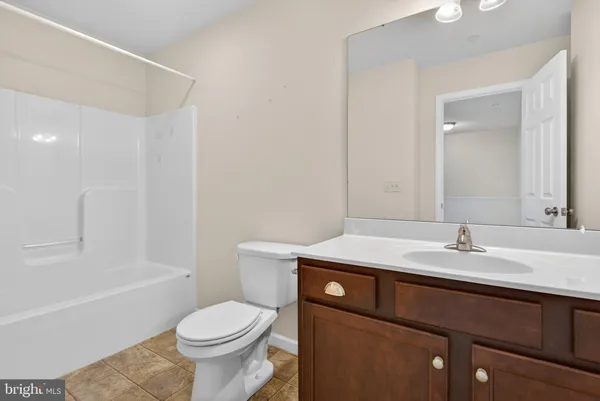 $374,990 | 1772 Fairbank Lane, Mechanicsburg, PA 17055