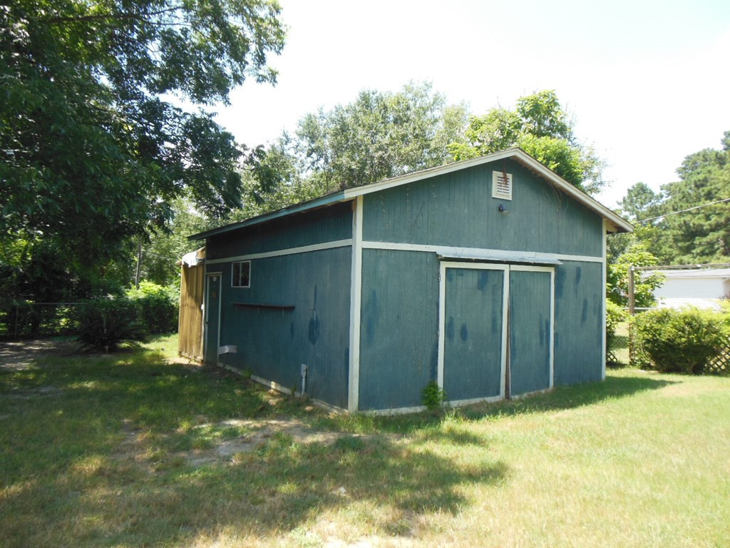 304 Binnicker Bridge Road Orangeburg, SC 29115 - Photo 4 of 21 Photo 4