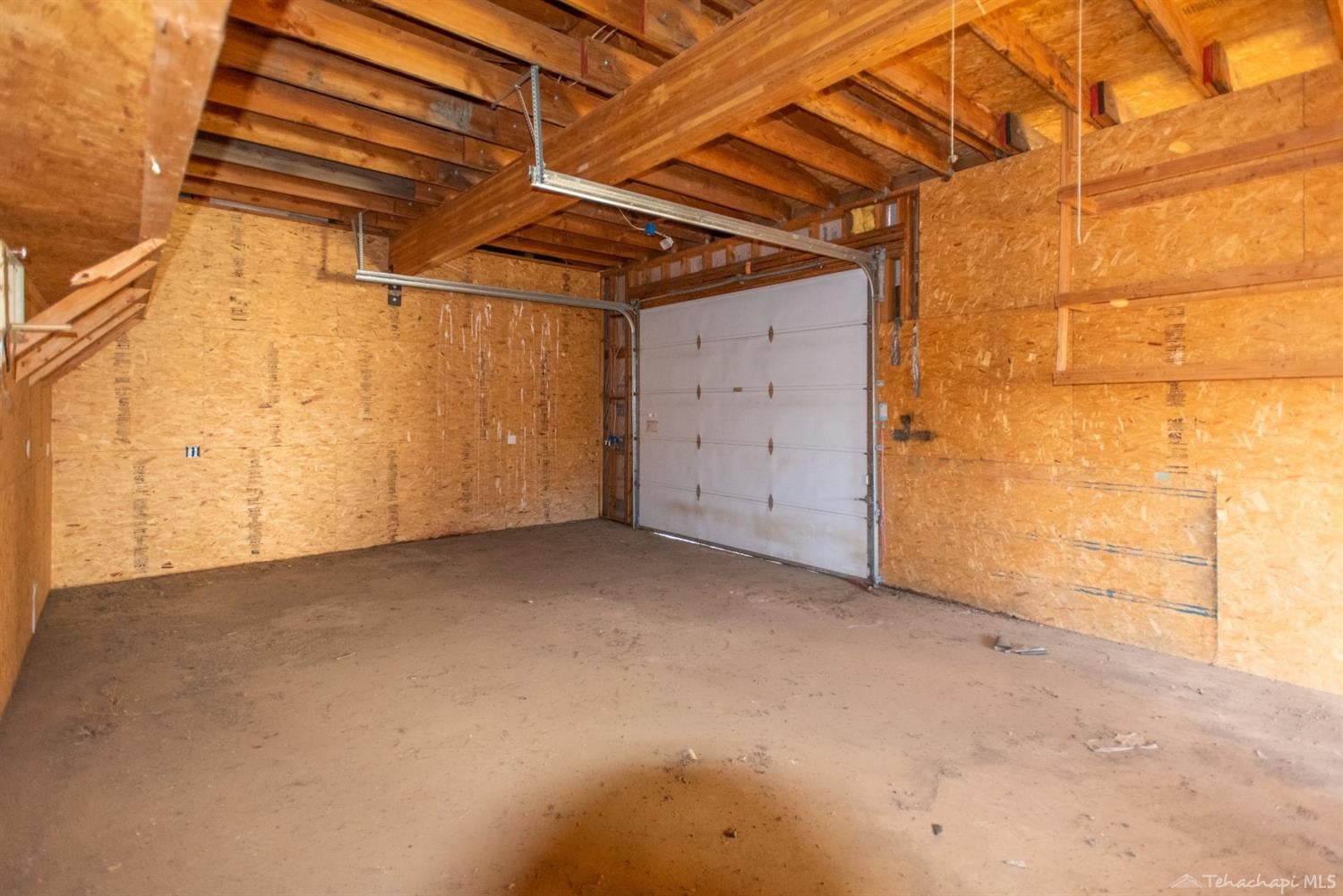 22101 Pine Canyon Road Tehachapi, CA 93561 - Photo 6 of 12 Gallery Image 6