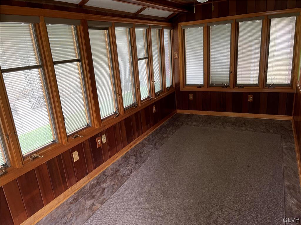 439 Birch Road Hellertown, PA 18055 - Photo 5 of 28 Gallery Image 5