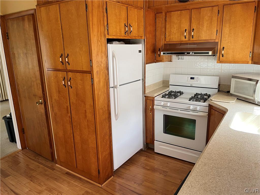 439 Birch Road Hellertown, PA 18055 - Photo 7 of 28 Gallery Image 7