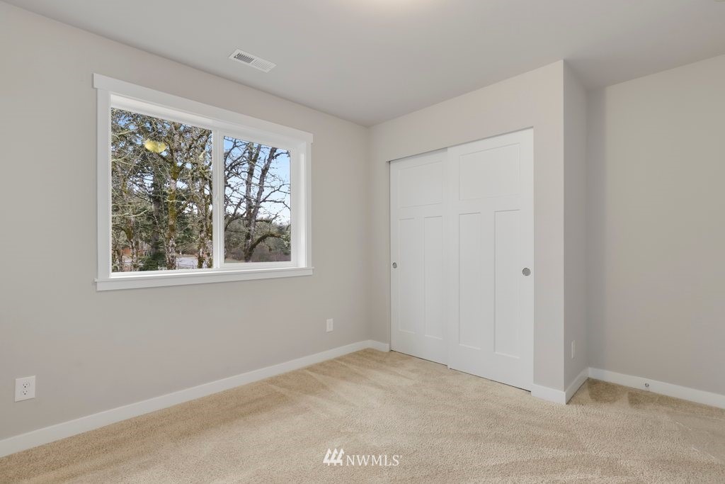 1914 Mayes Road Southeast Lacey, WA 98503 - Photo 24 of 38 Gallery Image 24