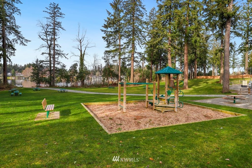 1914 Mayes Road Southeast Lacey, WA 98503 - Photo 34 of 38 Gallery Image 34