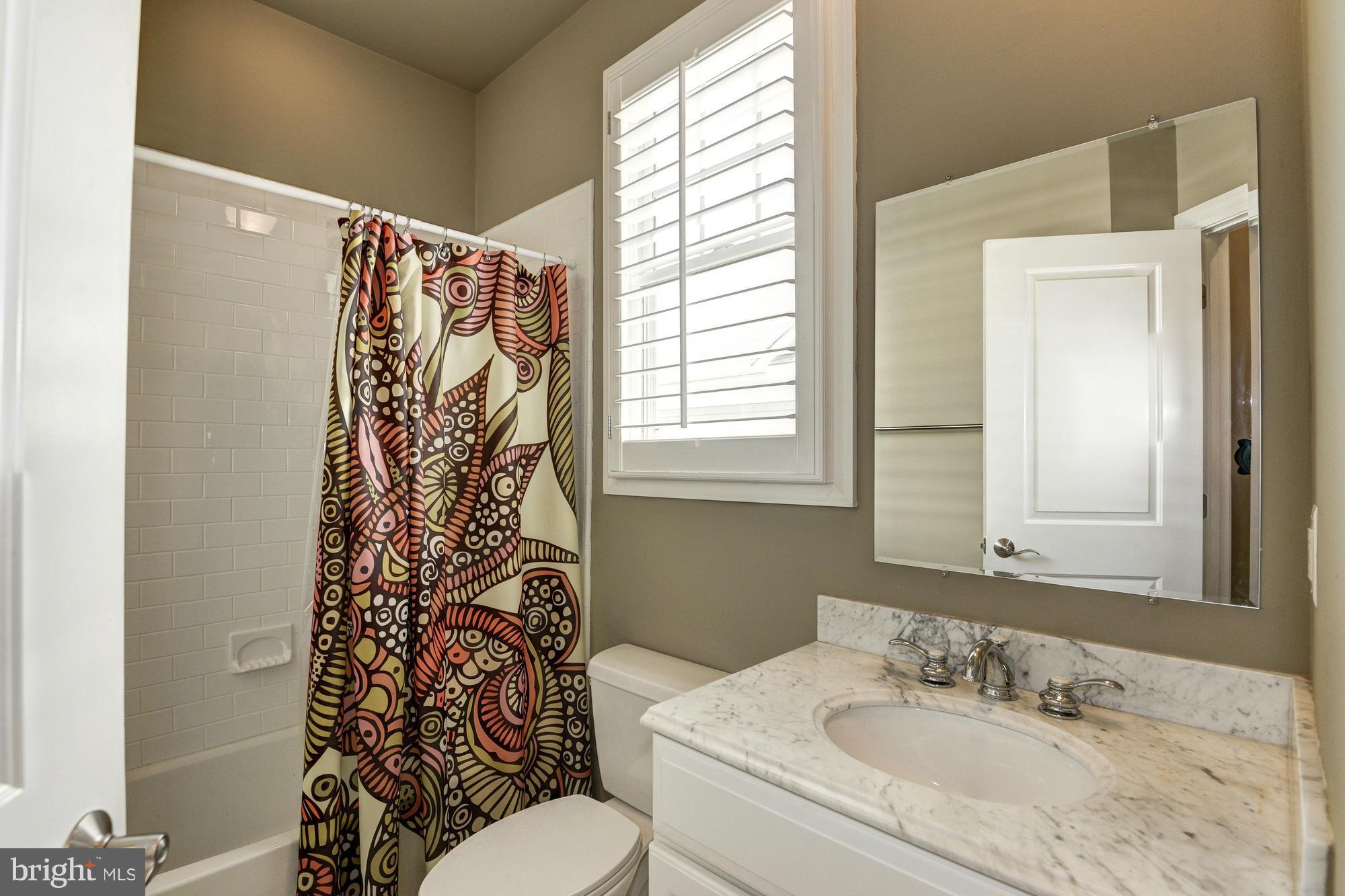 4613 Edgefield Road Bethesda, MD 20814 - Photo 17 of 30 Bath #2