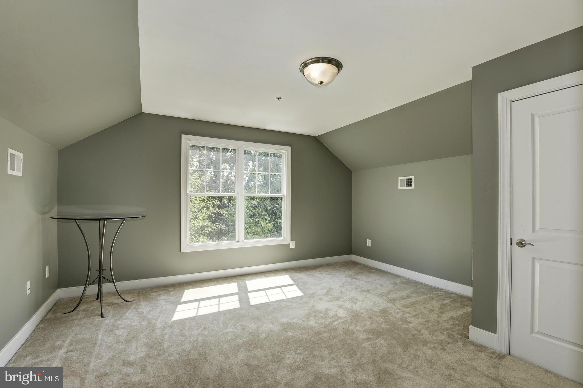 4613 Edgefield Road Bethesda, MD 20814 - Photo 22 of 30 Bedroom #5