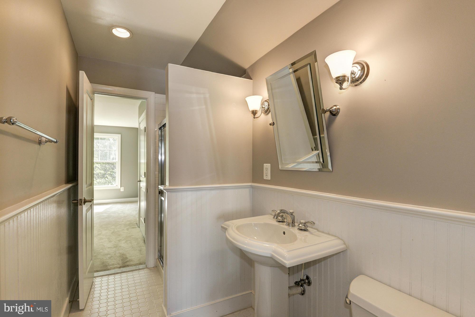 4613 Edgefield Road Bethesda, MD 20814 - Photo 24 of 30 Bath #4
