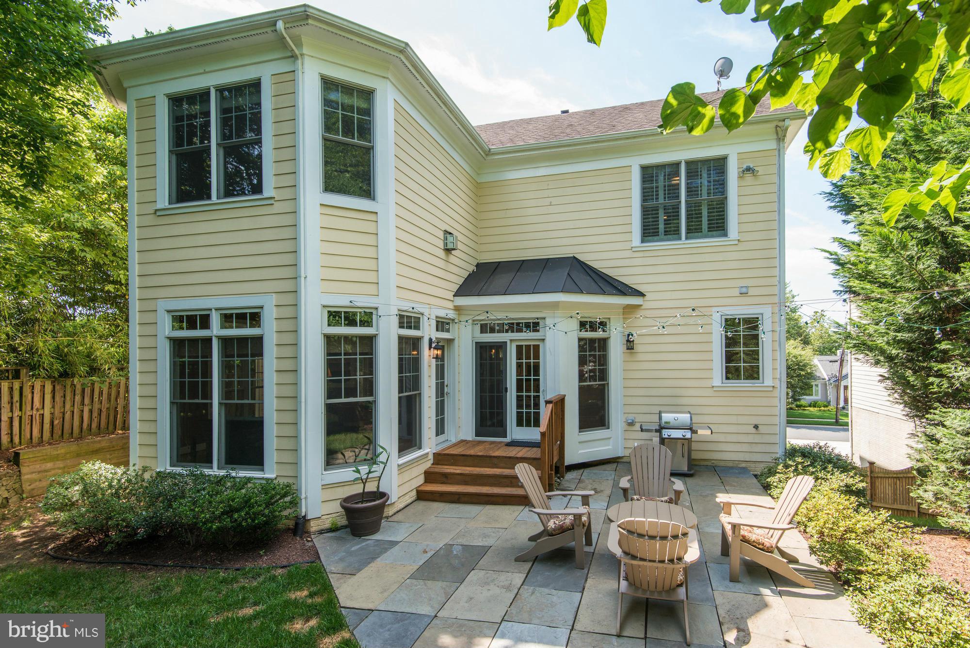 4613 Edgefield Road Bethesda, MD 20814 - Photo 29 of 30 Exterior (Rear)