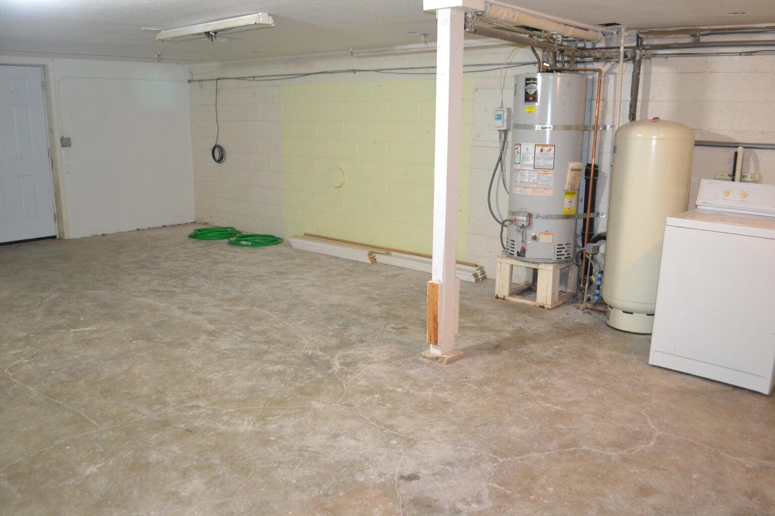 523-400 South Grasshopper Road Termo, CA 96132 - Photo 30 of 44 a view of a storage & utility room with a sink