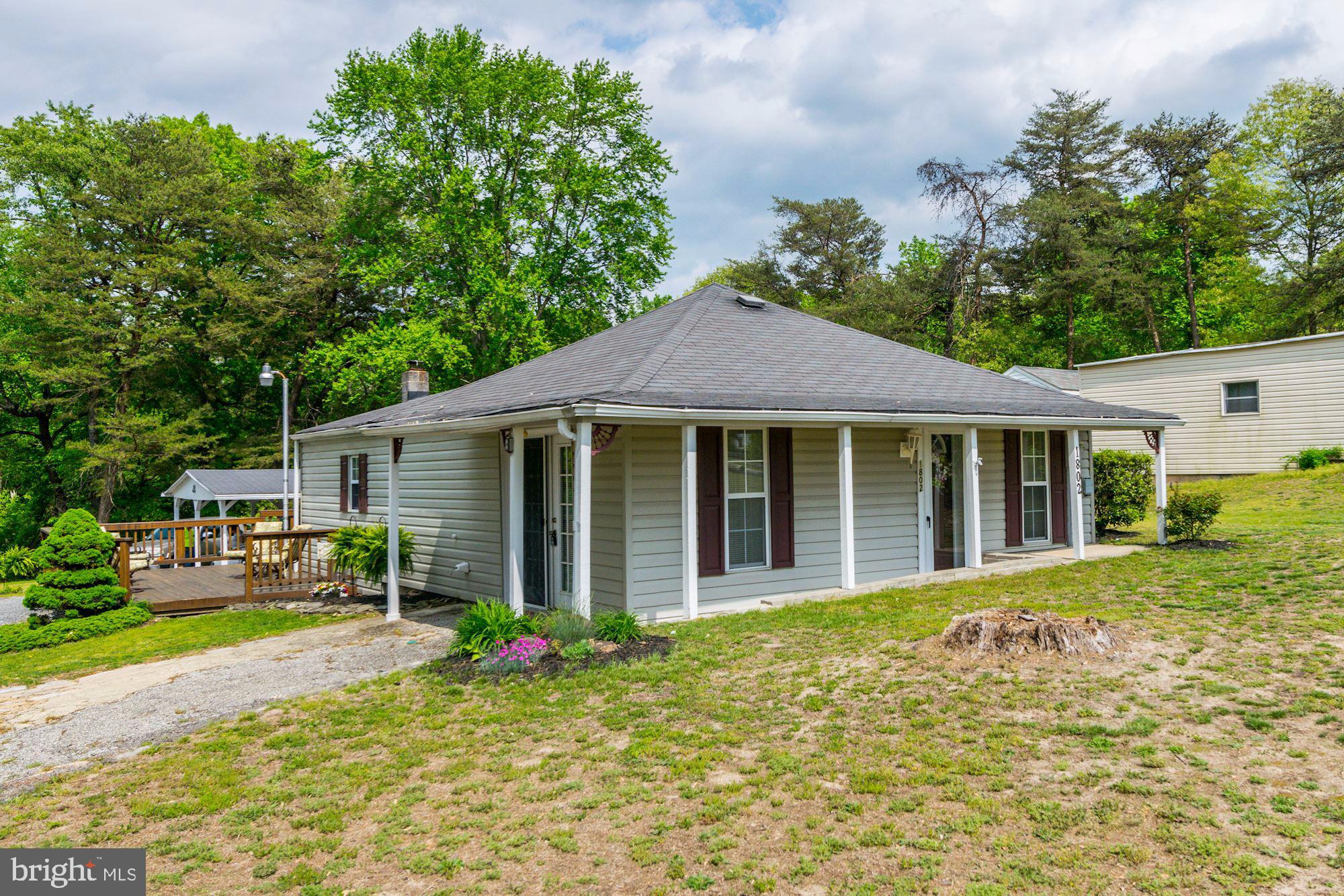 1802 Severn Road Severn, MD 21144 - Photo 3 of 18