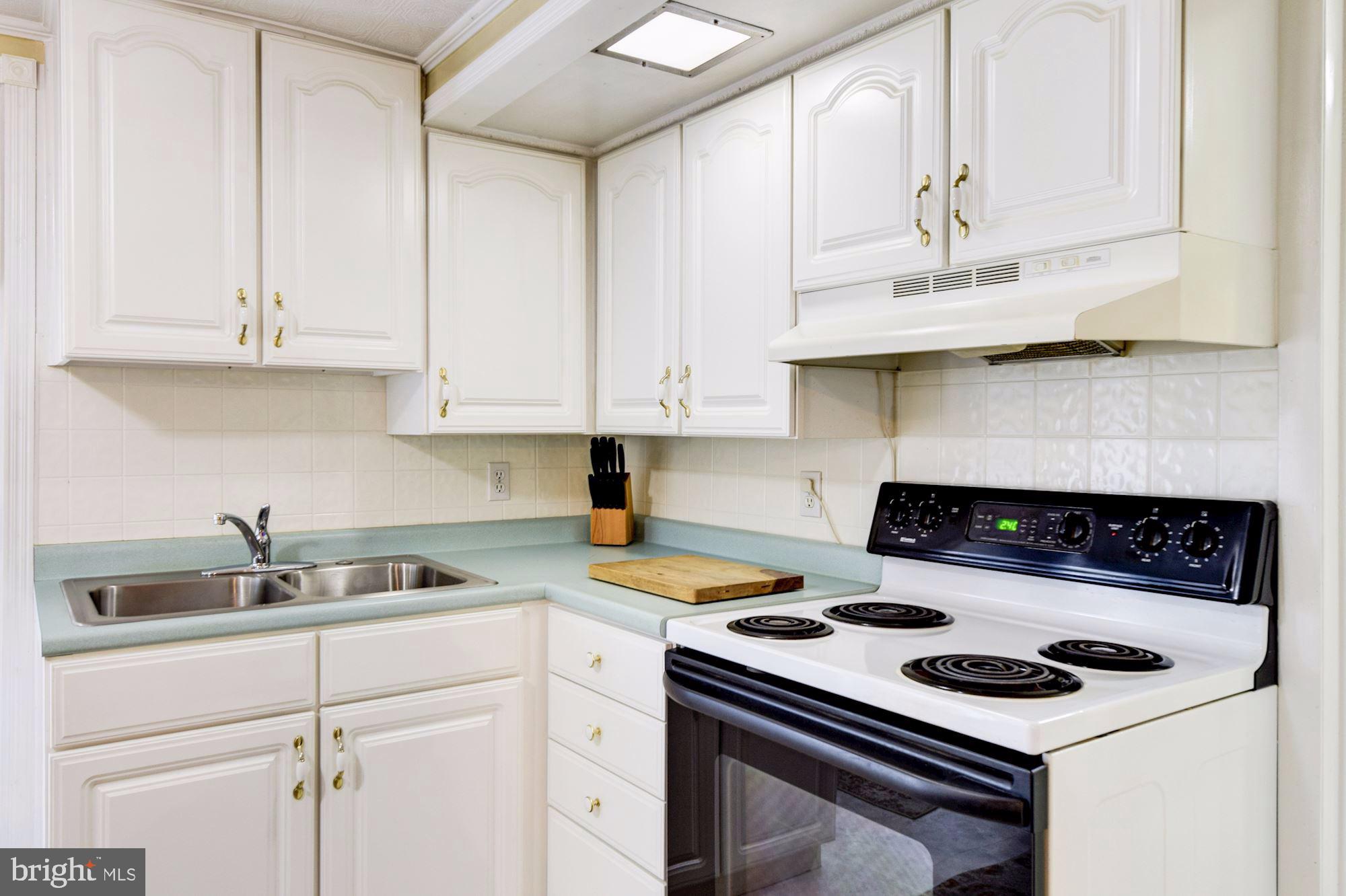 1802 Severn Road Severn, MD 21144 - Photo 6 of 18