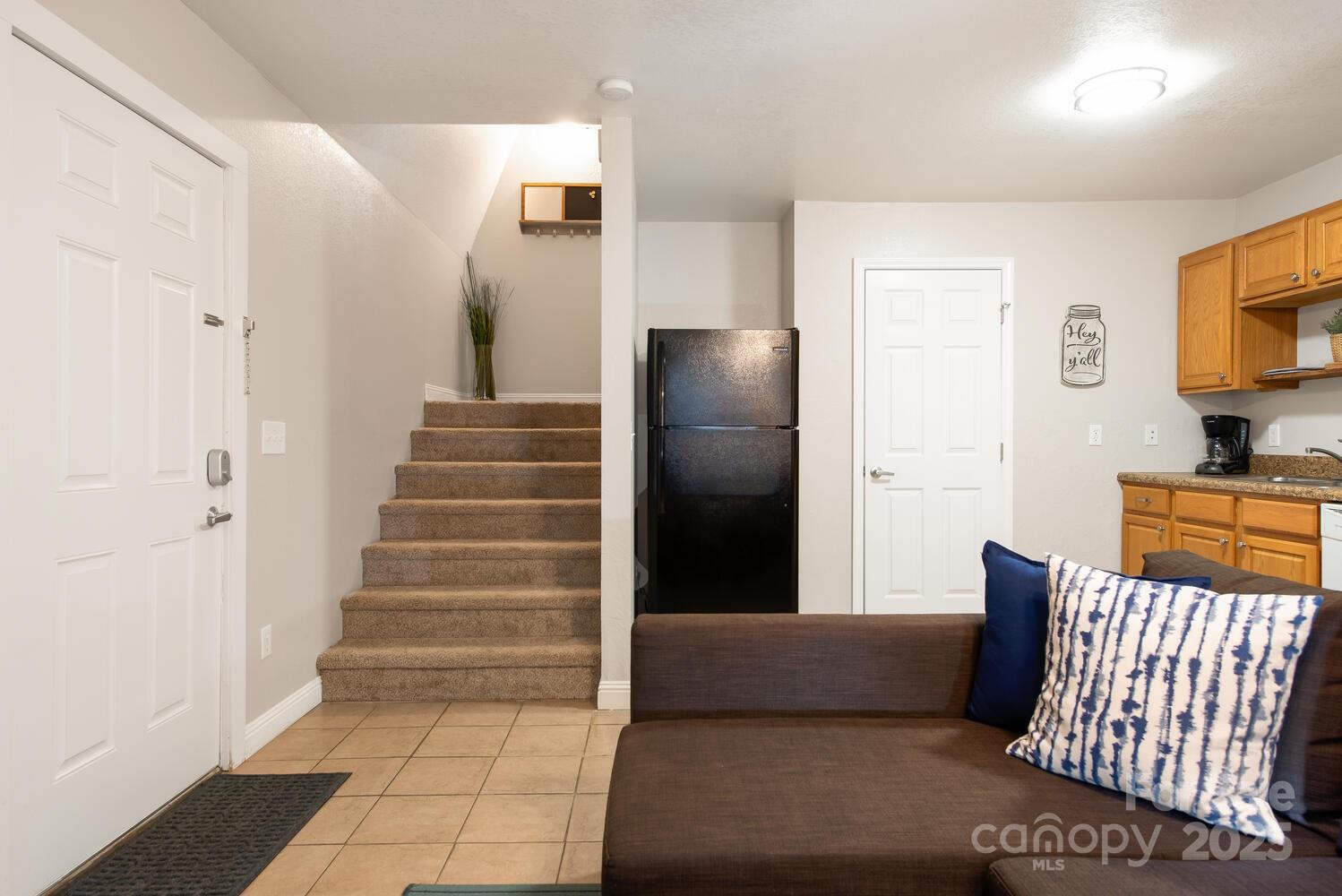 94 Church Road Fairview, NC 28730 - Photo 2 of 15