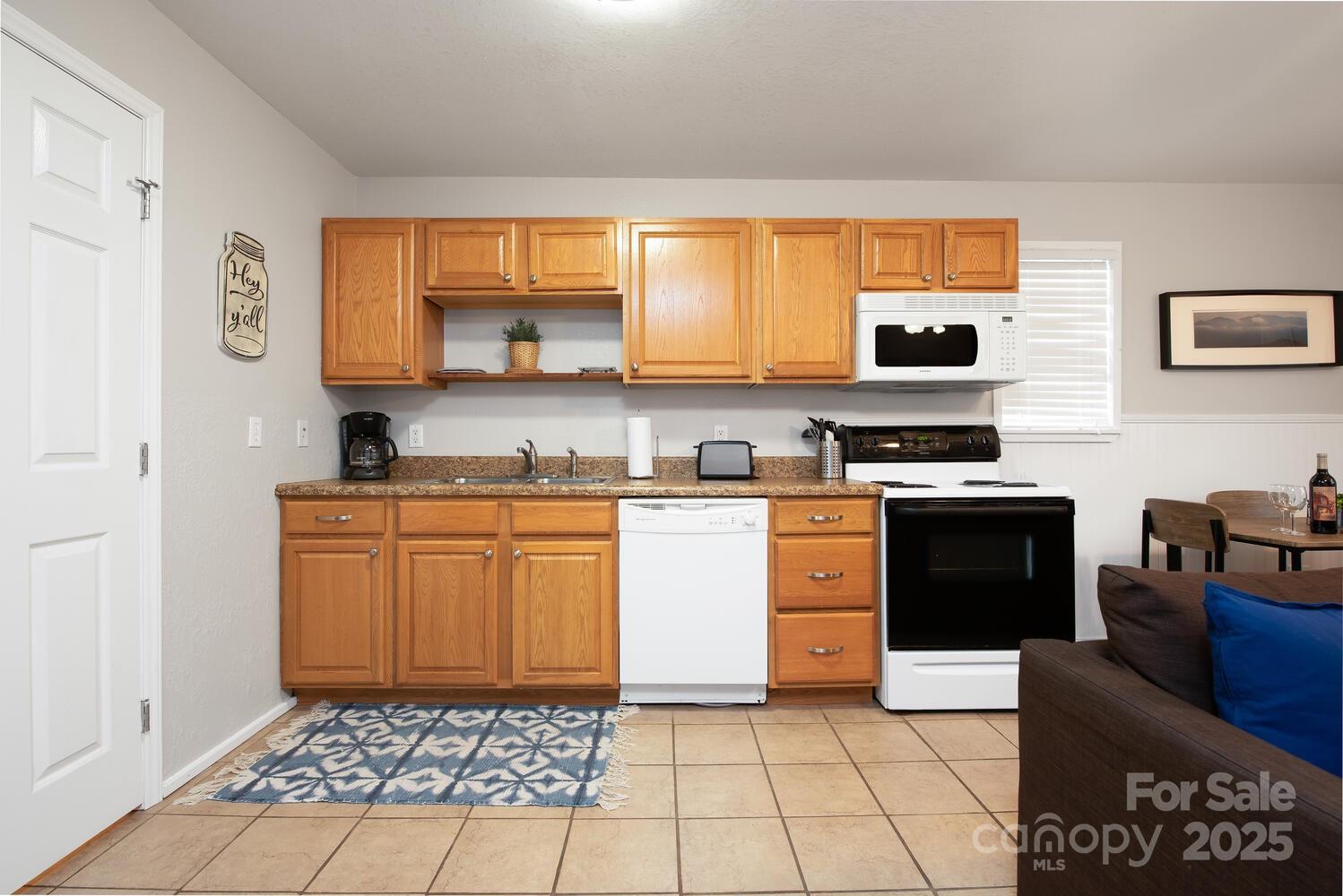 94 Church Road Fairview, NC 28730 - Photo 3 of 15