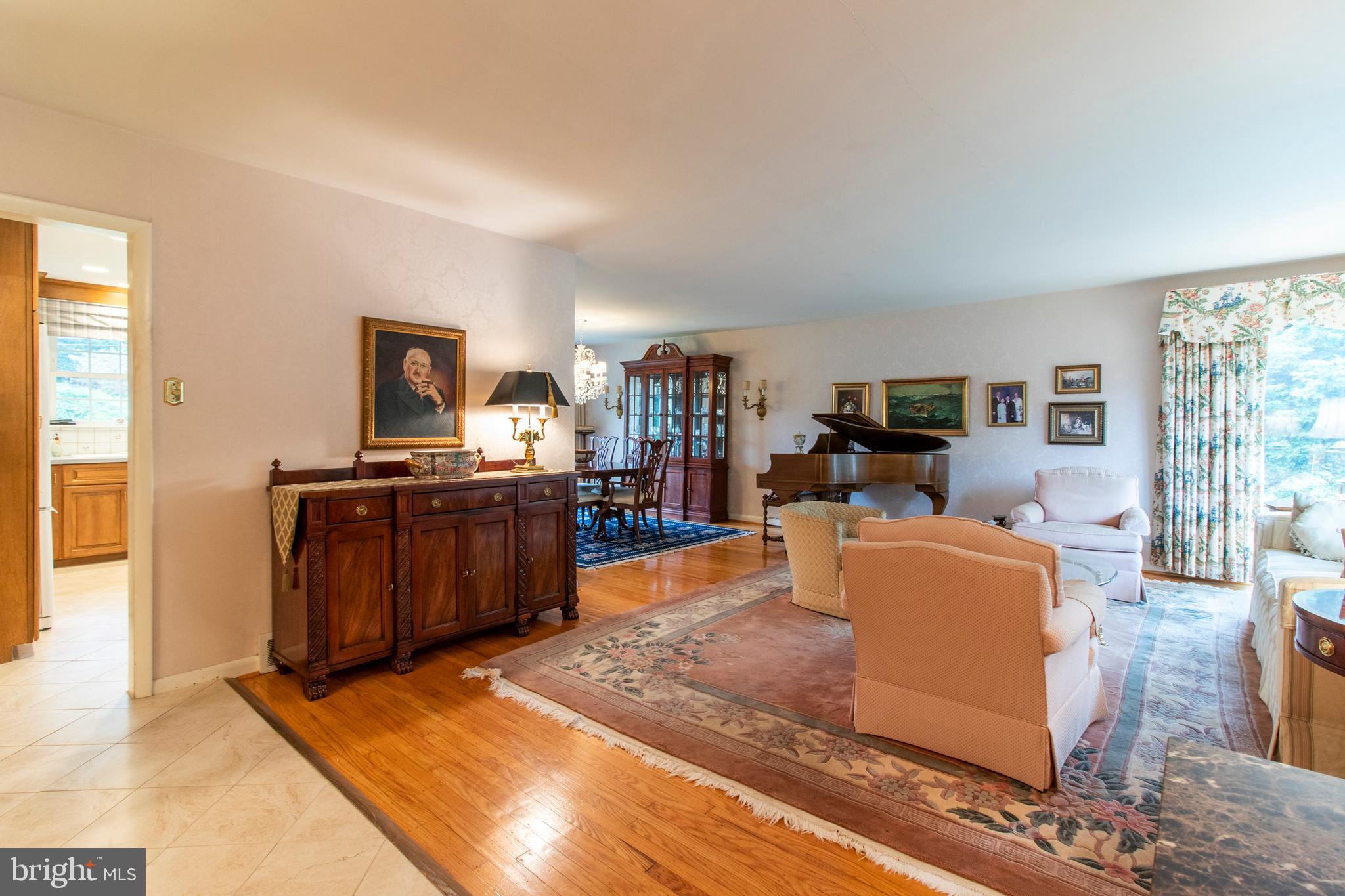 1274 June Road Huntingdon Valley, PA 19006 - Photo 8 of 46