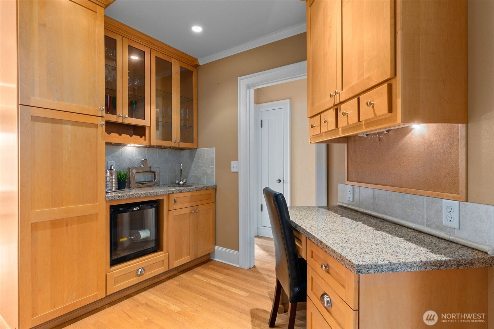 317 West 10th Street Aberdeen, WA 98520 - Photo 14 of 40 a kitchen with stainless steel appliances granite countertop a stove a sink and a refrigerator