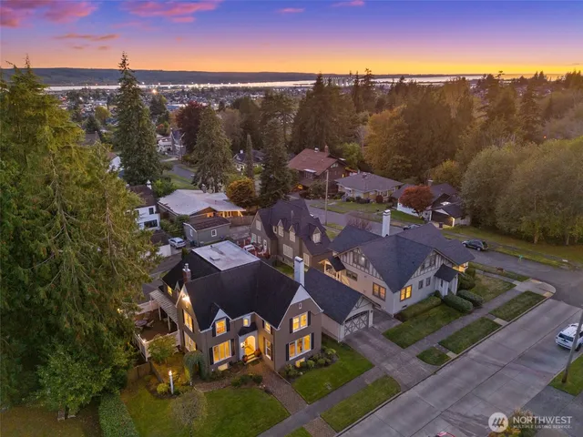 $775,000 | 317 West 10th Street, Aberdeen, WA 98520