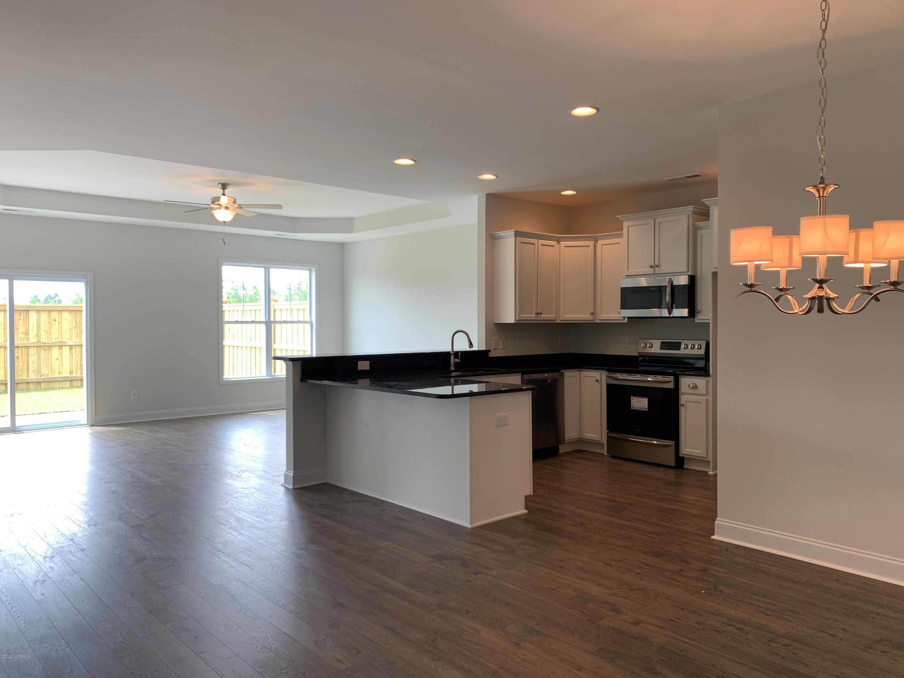 6425 Pinnacle Point Winnabow, NC 28479 - Photo 5 of 13 DMC 200 Dining.Kitchen.Great Room