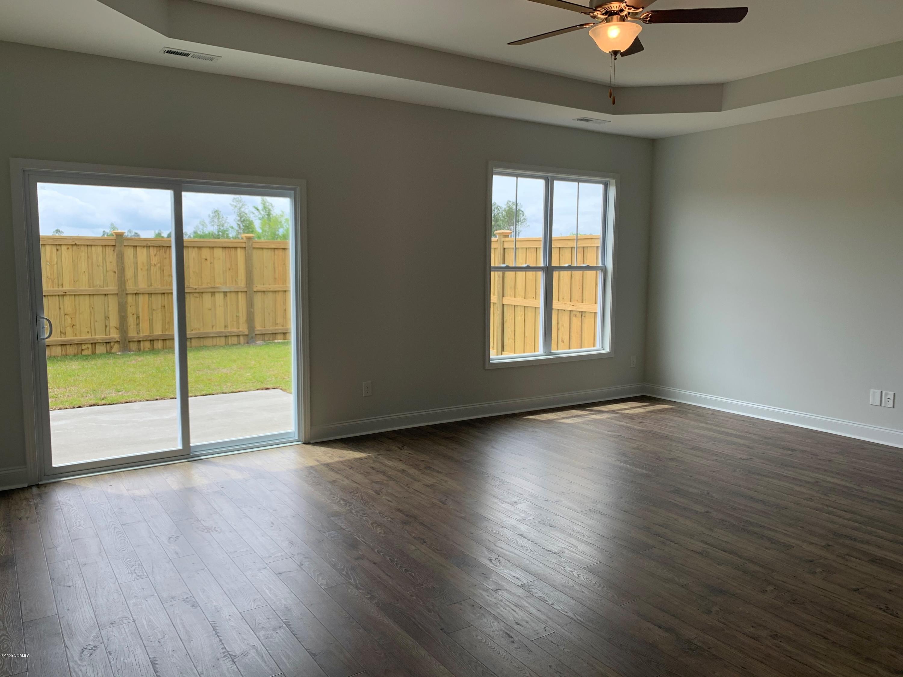 6425 Pinnacle Point Winnabow, NC 28479 - Photo 9 of 13 DMC 200 Great Room
