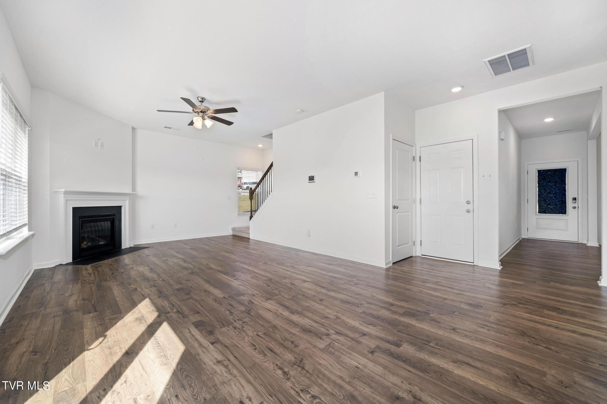 693 Barley Loop Jonesborough, TN 37659 - Photo 12 of 44 693 Barley Loop (20 of 45)