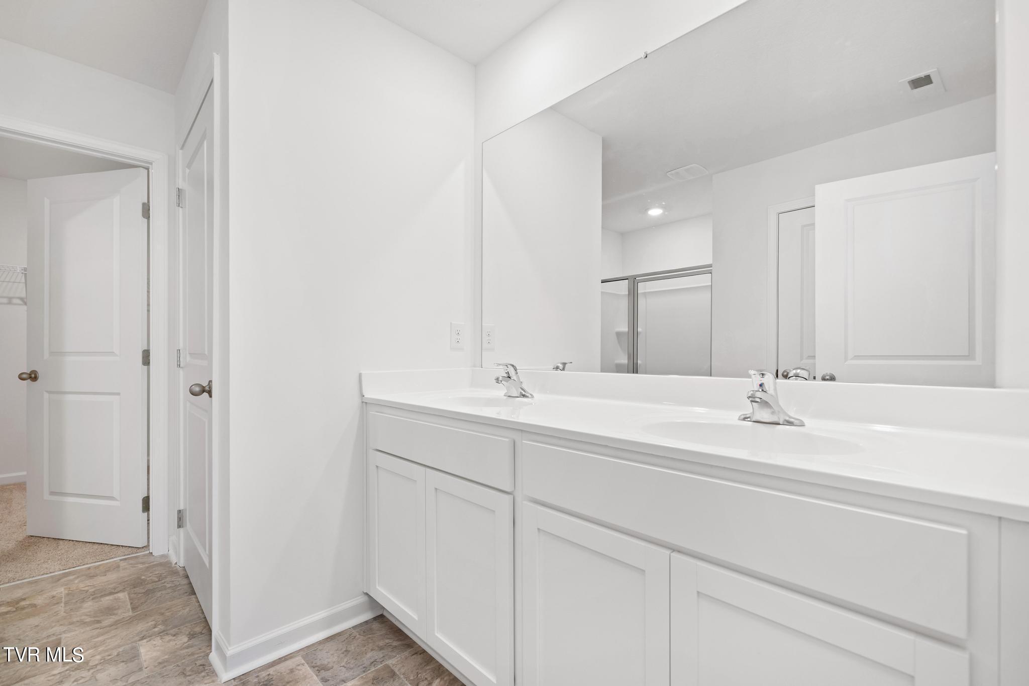 693 Barley Loop Jonesborough, TN 37659 - Photo 35 of 44 693 Barley Loop (43 of 45)