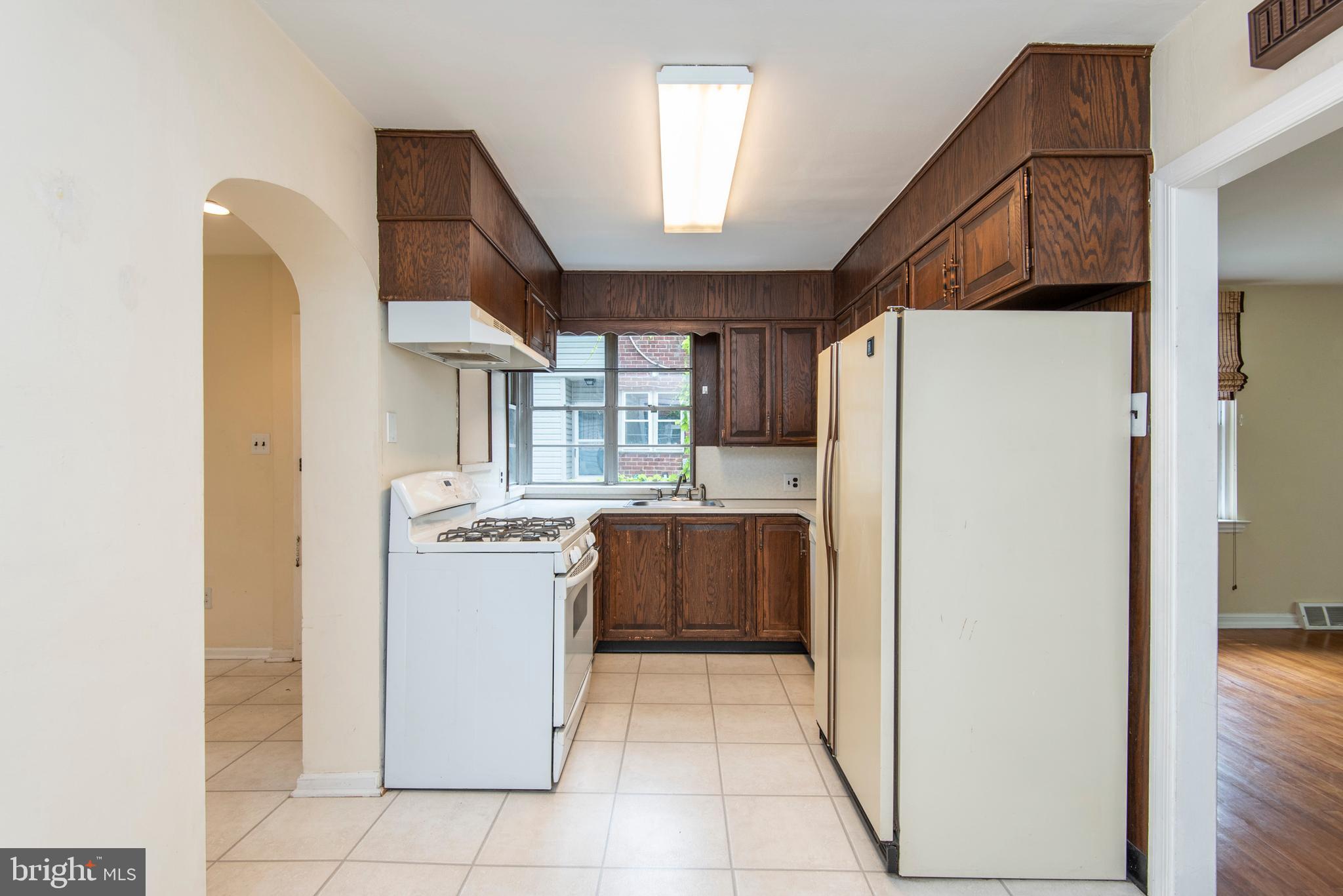539 Hamilton Road Merion Station, PA 19066 - Photo 13 of 37 Kitchen
